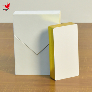 Vente en gros, impression personnalisée, papier vierge, cartes de jeu pour fête familiale, jeu de cartes de boisson 